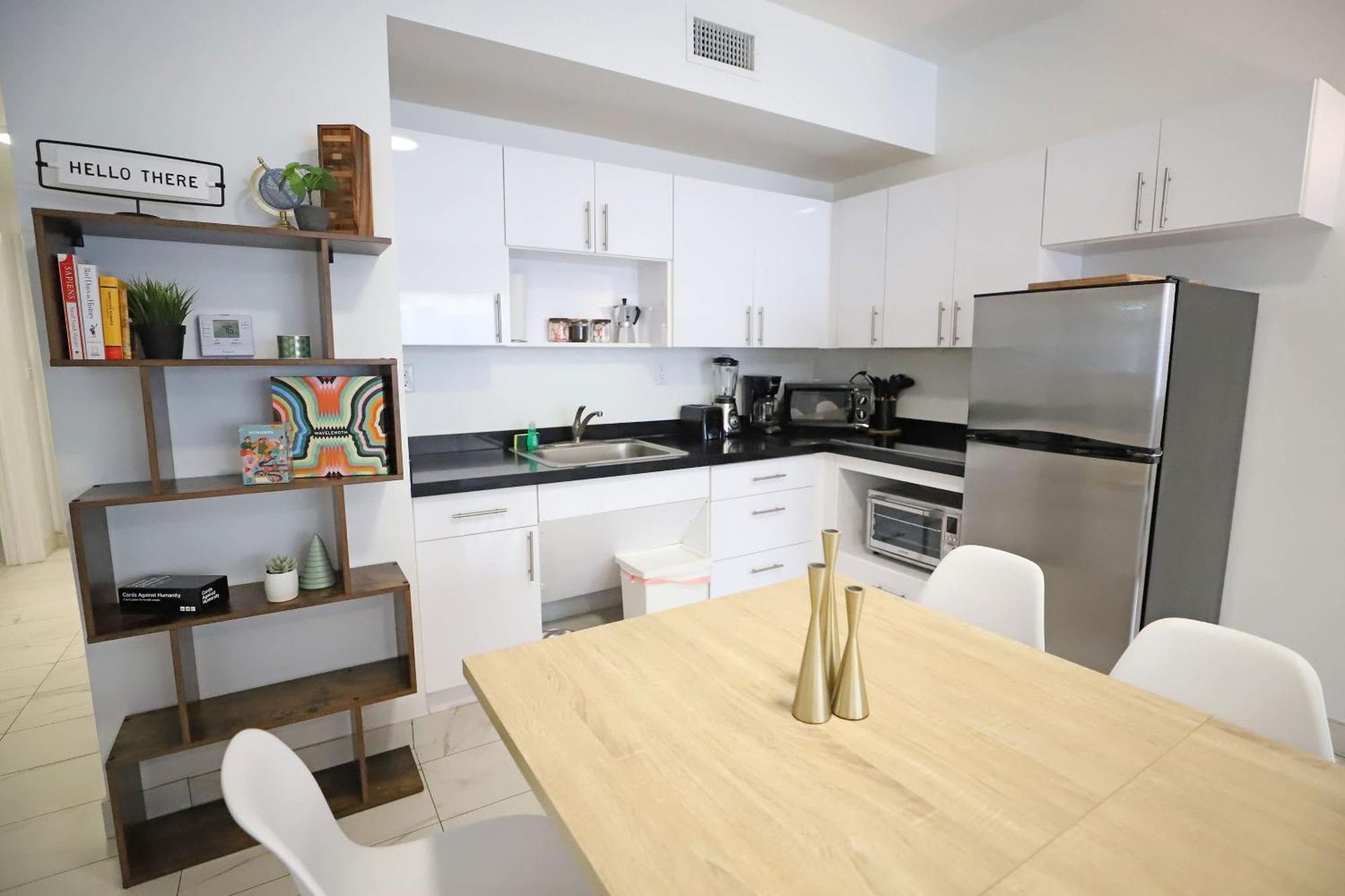 3 Bedroom 3 Bathroom Miami Beach Apartment With Free Parking Bagian luar foto